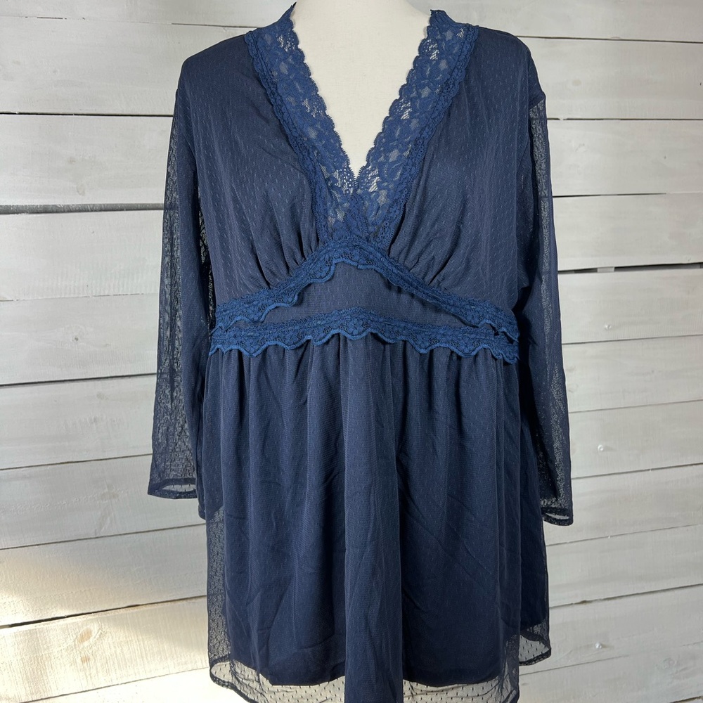 Suzanne Betro Navy Lace Trim Blouse nwt